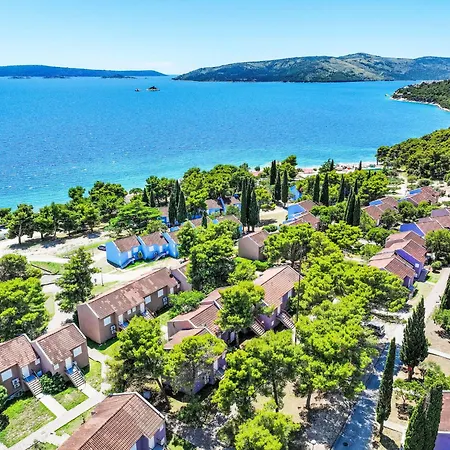 Διαμέρισμα Medena-5 By Interhome Τρογκίρ